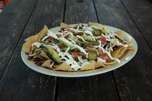 loaded nachos with toppings
